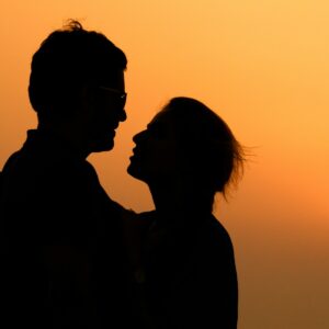 Femme célibataire cherche : where to meet a guy for a serious relationship